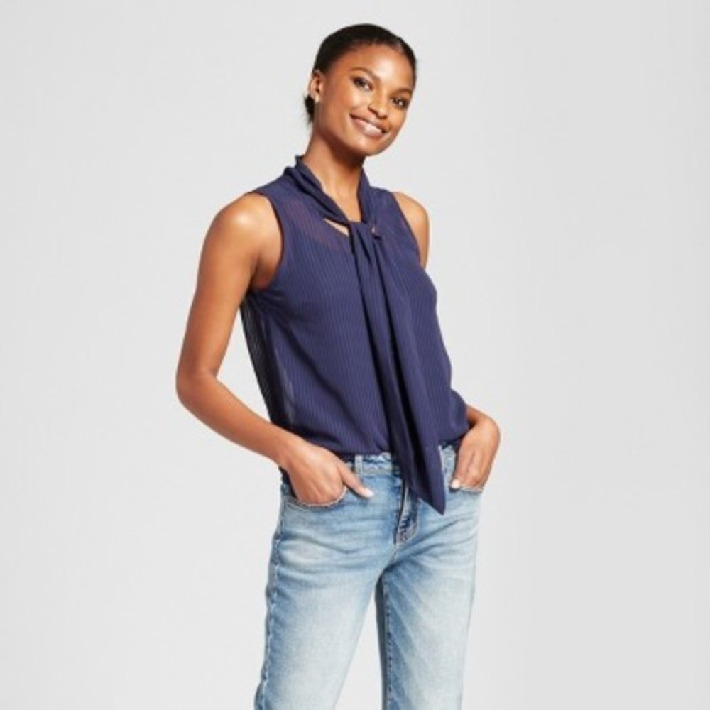 A New Day women textured chiffon tie neck blouse